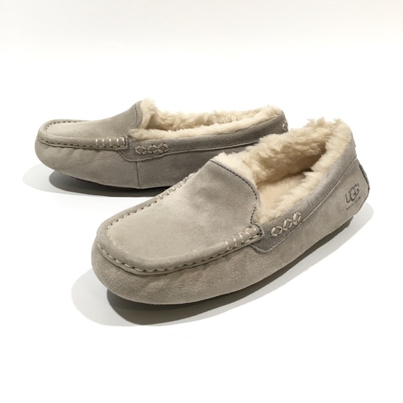 UGG Ansley Moccasin Slippers -Light Grey Waterproof Suede -Women’s US 6 -NEW - Picture 5 of 8